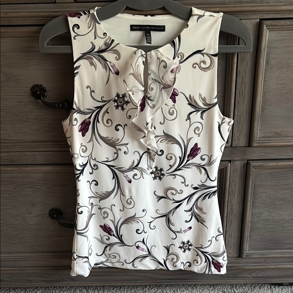 White House Black Market Sleeveless Ruffled Blouse Black and White